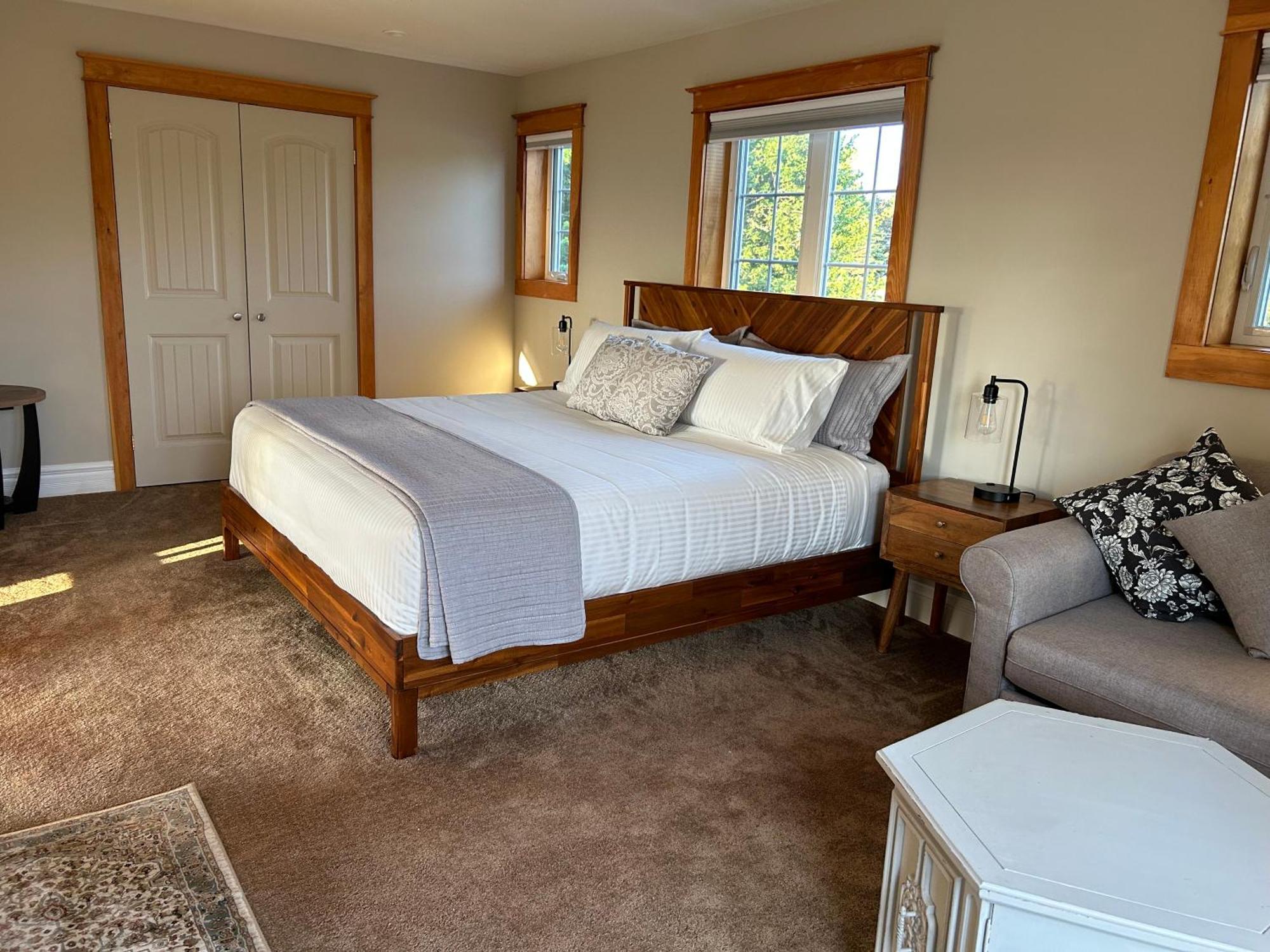 Tides Inn Guest Suites Halls Harbour Exterior photo